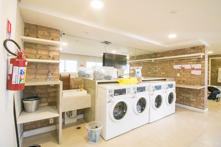 Studio à venda com 33m², 1 quarto e 1 vaga Studio à venda com 33m², 1 quarto e 1 vagaÁrea comum