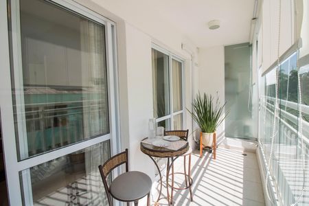 Varanda de kitnet/studio à venda com 1 quarto, 33m² em Santo Amaro, São Paulo