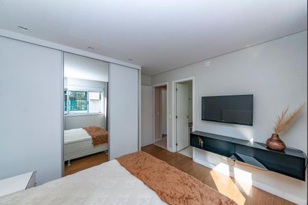 Apartamento à venda com 105m², 2 quartos e 2 vagasSuíte 1