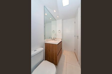 Apartamento à venda com 105m², 2 quartos e 2 vagasBanheiro da Suíte 2