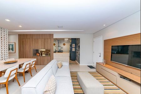 Apartamento à venda com 105m², 2 quartos e 2 vagasSala