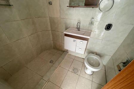 Casa para alugar com 50m², 2 quartos e sem vaga Casa para alugar com 50m², 2 quartos e sem vagaBanheiro