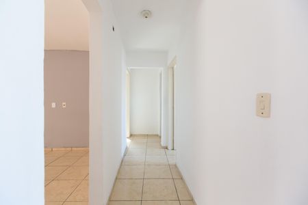 Casa para alugar com 123m², 4 quartos e 1 vaga Casa para alugar com 123m², 4 quartos e 1 vagaCorredor