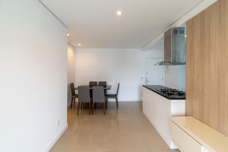 Sala de apartamento à venda com 2 quartos, 64m² em Vila Alexandria, São Paulo