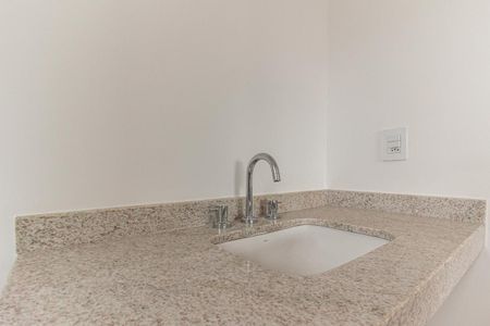 Apartamento para alugar com 50m², 1 quarto e sem vaga Apartamento para alugar com 50m², 1 quarto e sem vagaBanheiro da Suíte