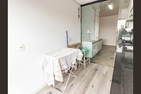 Apartamento à venda com 70m², 1 quarto e 1 vagaÁrea de Serviço