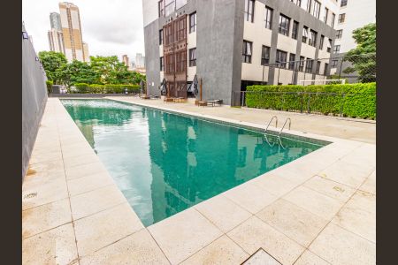 Apartamento à venda com 70m², 1 quarto e 1 vagaÁrea comum - Piscina