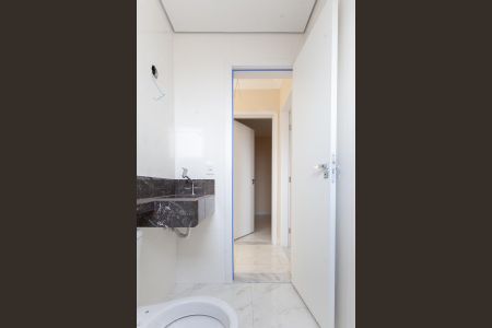 Apartamento à venda com 72m², 2 quartos e 2 vagasBanheiro Social