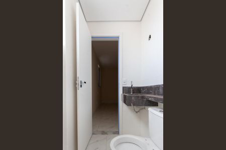 Apartamento à venda com 72m², 2 quartos e 2 vagasBanheiro da Suíte