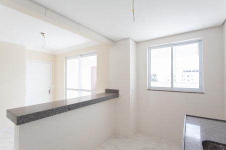 Apartamento à venda com 72m², 2 quartos e 2 vagasCozinha