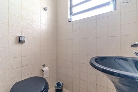 Casa para alugar com 350m², 4 quartos e 3 vagasBanheiro Social