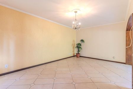 Casa para alugar com 350m², 4 quartos e 3 vagasSala