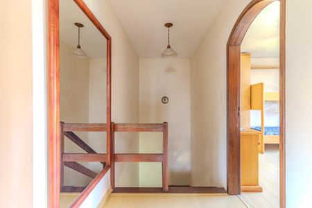 Casa para alugar com 350m², 4 quartos e 3 vagasCorredor