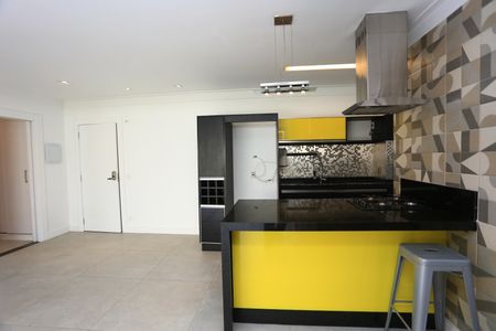 Apartamento à venda com 217m², 2 quartos e 2 vagasCozinha