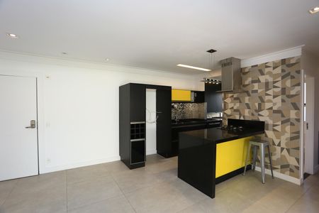 Apartamento à venda com 217m², 2 quartos e 2 vagasCozinha