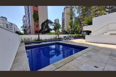Apartamento à venda com 217m², 2 quartos e 2 vagasÁrea comum - Piscina