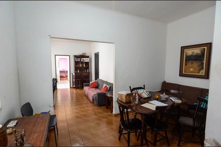 Sala de casa à venda com 4 quartos, 90m² em Grajaú, Rio de Janeiro