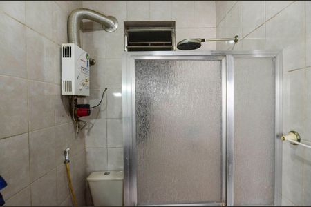 Casa à venda com 90m², 4 quartos e 4 vagas Casa à venda com 90m², 4 quartos e 4 vagasBanheiro 1