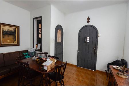 Casa à venda com 90m², 4 quartos e 4 vagas Casa à venda com 90m², 4 quartos e 4 vagasSala