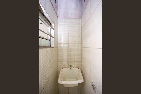 Casa à venda com 135m², 4 quartos e 1 vagaÁrea de Serviço 2