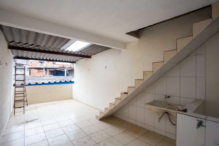 Casa à venda com 135m², 4 quartos e 1 vagaÁrea de Serviço