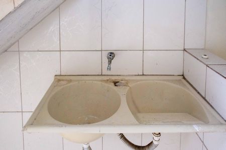 Casa à venda com 135m², 4 quartos e 1 vagaÁrea de Serviço