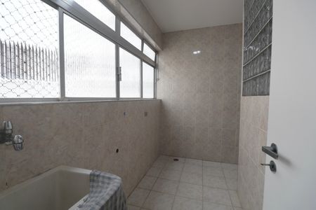 Apartamento para alugar com 113m², 3 quartos e 1 vagaÁrea de Serviço