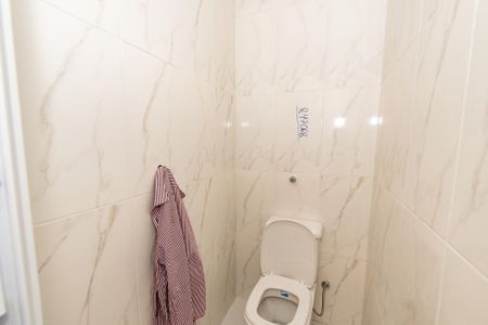 Apartamento à venda com 77m², 3 quartos e sem vagaBanheiro de serviço