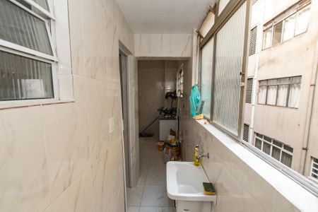 Apartamento à venda com 77m², 3 quartos e sem vagaÁrea de Serviço