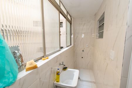 Apartamento à venda com 77m², 3 quartos e sem vagaÁrea de Serviço