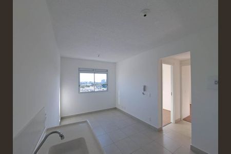 Apartamento para alugar com 33m², 2 quartos e sem vaga Apartamento para alugar com 33m², 2 quartos e sem vagaSala/Cozinha
