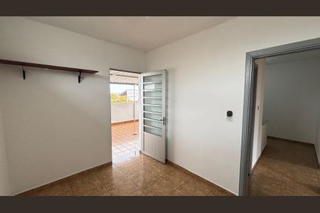 Casa à venda com 178m², 3 quartos e 2 vagasQuarto 3
