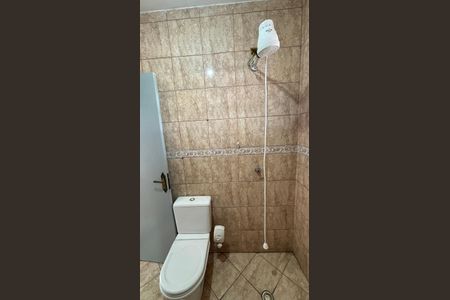 Casa à venda com 178m², 3 quartos e 2 vagasBanheiro