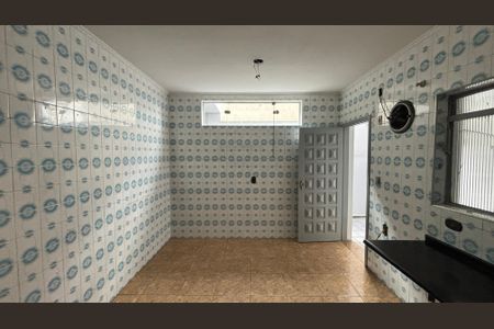 Casa à venda com 178m², 3 quartos e 2 vagasCozinha