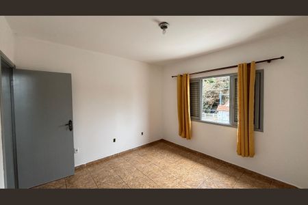 Casa à venda com 178m², 3 quartos e 2 vagasQuarto 2