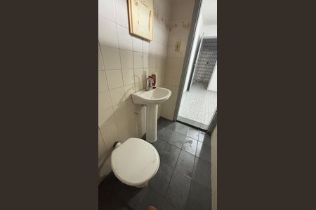 Casa à venda com 178m², 3 quartos e 2 vagasBanheiro de Serviço