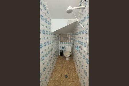 Casa à venda com 178m², 3 quartos e 2 vagasBanheiro