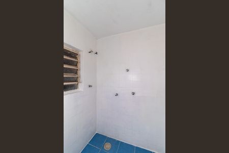 Apartamento para alugar com 188m², 3 quartos e sem vaga Apartamento para alugar com 188m², 3 quartos e sem vagaBanheiro 2