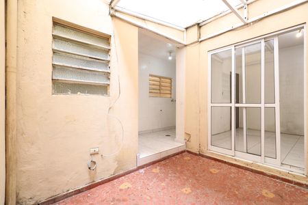 Apartamento para alugar com 188m², 3 quartos e sem vagaQuintal e área de serviço