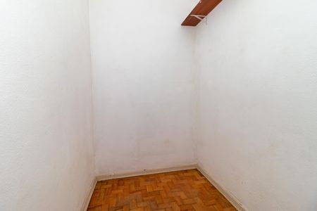 Apartamento para alugar com 188m², 3 quartos e sem vaga Apartamento para alugar com 188m², 3 quartos e sem vagaQuarto de Serviço