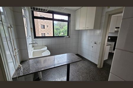 Apartamento à venda com 178m², 4 quartos e 3 vagasCozinha