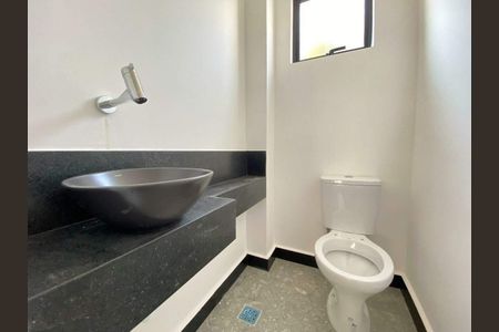 Apartamento à venda com 2 quartos, 65m² em Prado, Belo Horizonte