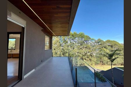 Casa à venda com 555m², 4 quartos e 3 vagas