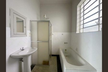 Casa à venda com 300m², 5 quartos e 1 vaga