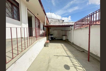 Casa à venda com 300m², 5 quartos e 1 vaga