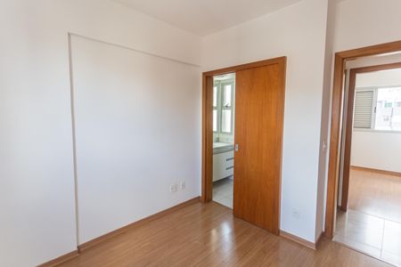 Apartamento à venda com 89m², 3 quartos e 1 vaga Apartamento à venda com 89m², 3 quartos e 1 vagaSuíte