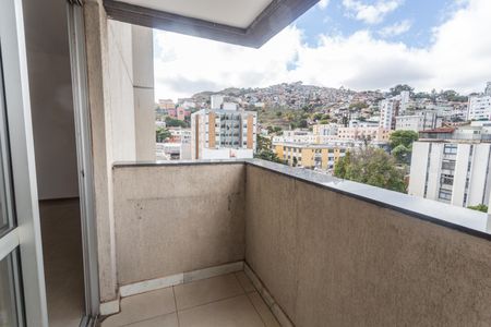 Apartamento à venda com 89m², 3 quartos e 1 vaga Apartamento à venda com 89m², 3 quartos e 1 vagaVaranda da Sala