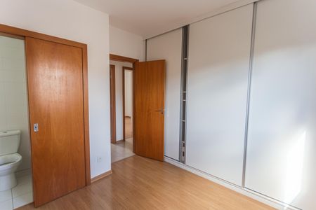Apartamento à venda com 89m², 3 quartos e 1 vaga Apartamento à venda com 89m², 3 quartos e 1 vagaSuíte