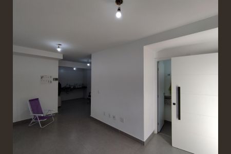 Sala de casa para alugar com 2 quartos, 100m² em Jardins, São Paulo