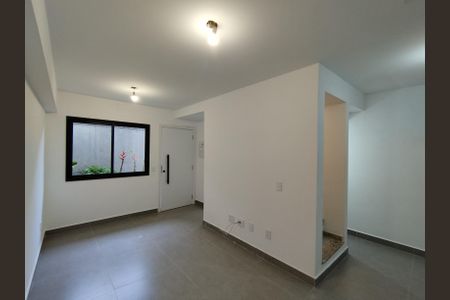 Sala de casa para alugar com 2 quartos, 100m² em Jardins, São Paulo